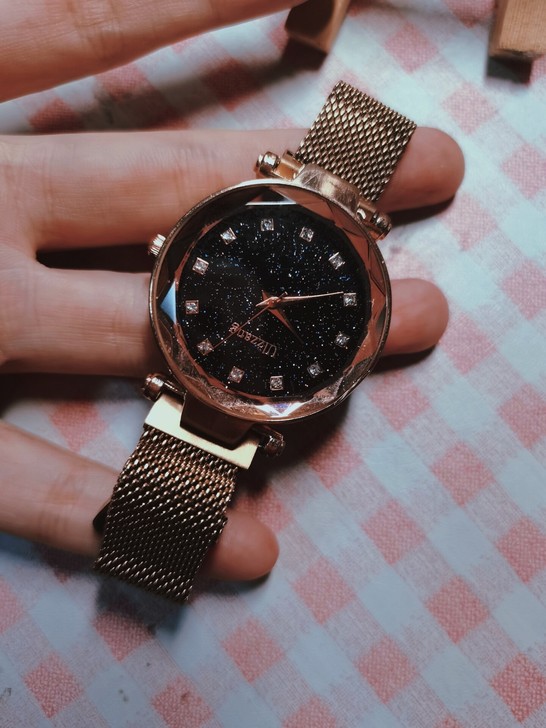 手表没电了换下电子就可以用