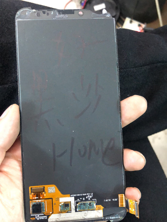 黑鲨Hone总成外裂内好显示正常 自己回去...