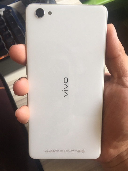 二手机，备用机。可以当老年机用。换手机闲置...