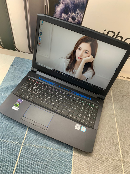 机械师T90-X 游戏本； i7 8750...
