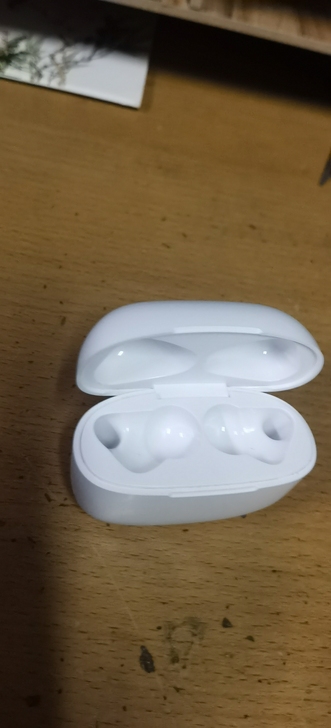 自己买的网易云耳机定制款,便宜点出手,可以...