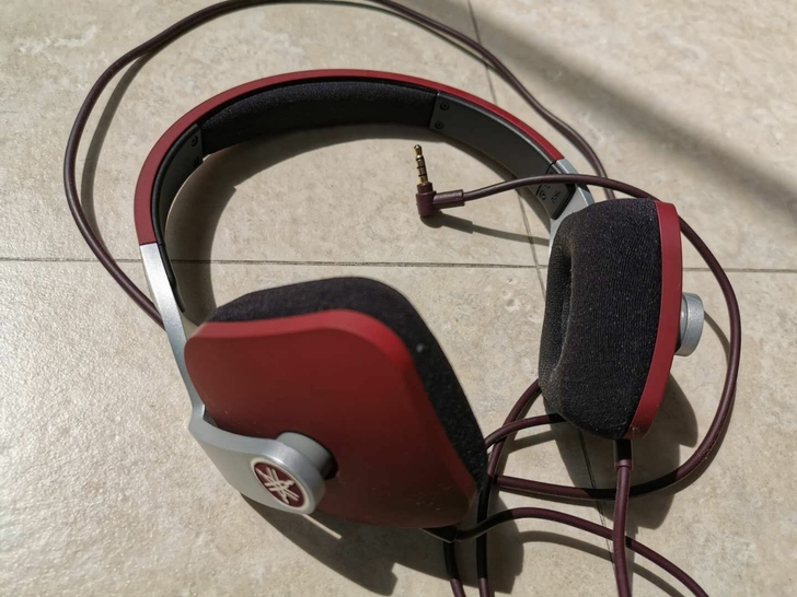 雅马哈电钢琴手机耳机雅马哈电钢琴手机耳机