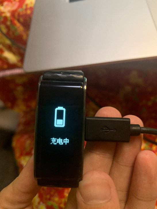 荣耀手环5i 没怎么用过 不包邮