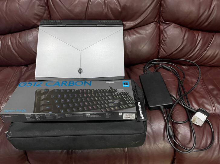 外星人笔记本电脑 Alienware 17...