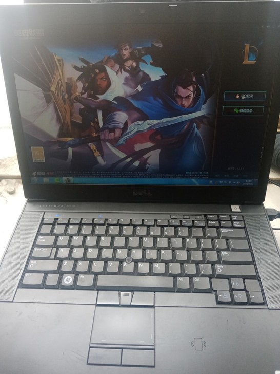 洲版品牌:戴尔屏幕尺寸:15英寸CPU:I...