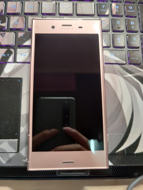 索尼XZ1粉色