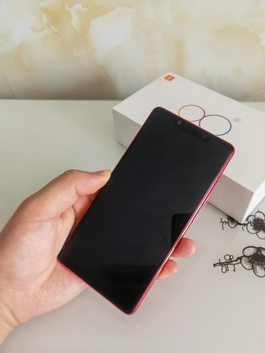 小米8se.6加128g版本。手机使用正常...