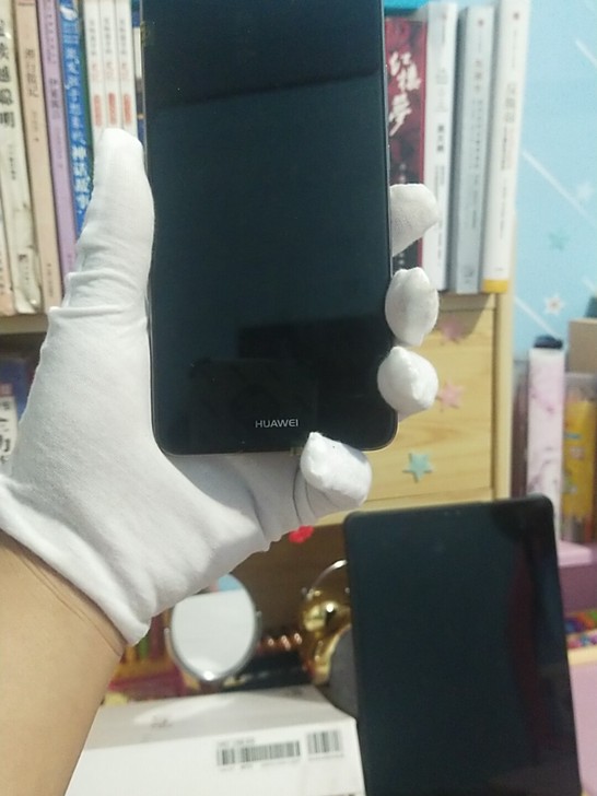 华为畅享7plus， 4+64内存，全网通...