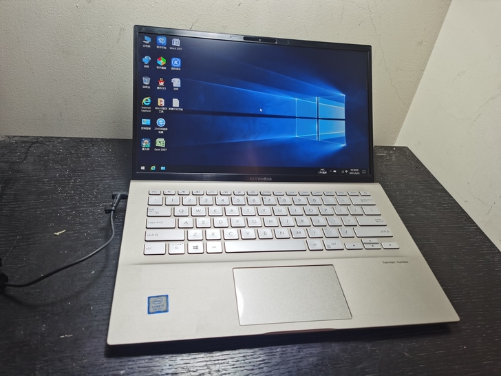 华硕8代I7笔记本，华硕VivoBook，...