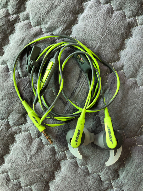 BOSE SoundSport耳塞式运动耳...