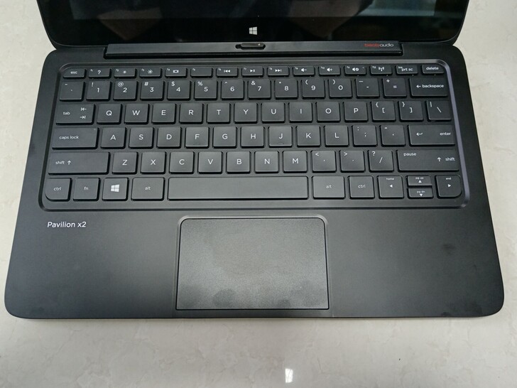 hp pavilion x2笔记本 I3 ...
