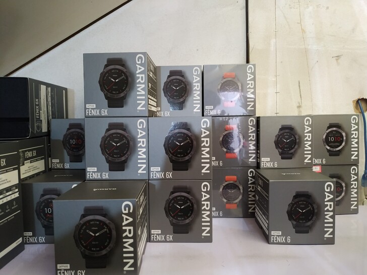 GARMIN 佳明手表 FENEX飞耐时系...