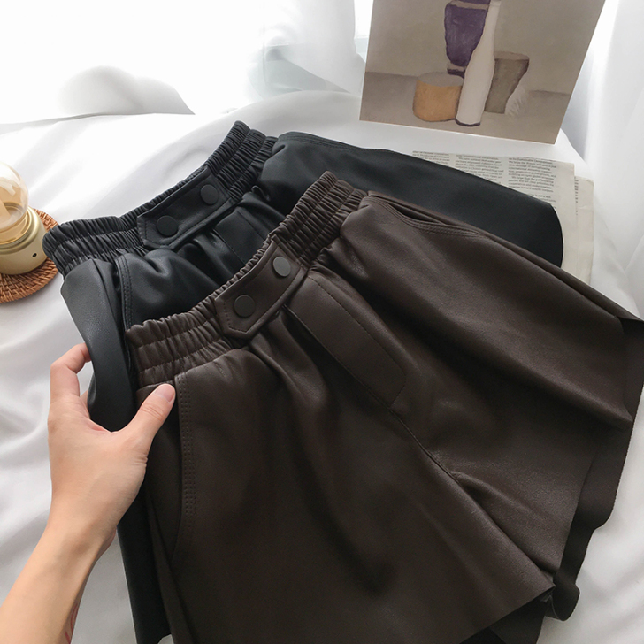 chao柔软pu加绒短裤女2021春新高腰...