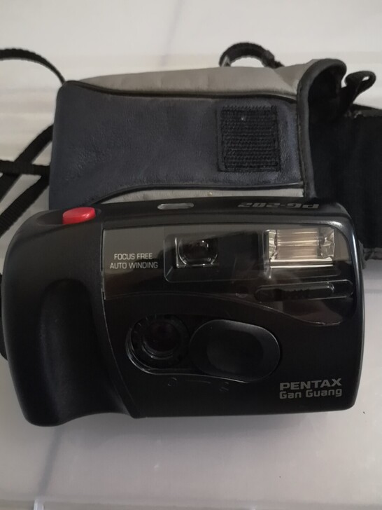 宾得胶片相机PG202，品相如图所示，闲置...
