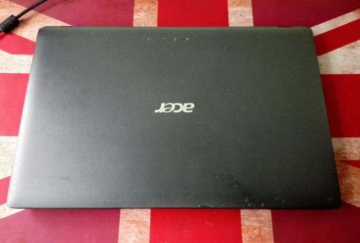 低价15寸四核固态盘宏基笔记本电脑关联想戴...