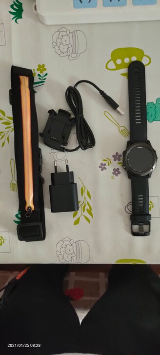 佳明Garmin Fenix  3hr屏幕...