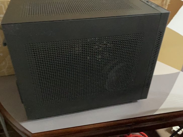 先马趣造机箱itx机箱。最好自提。也就用了...