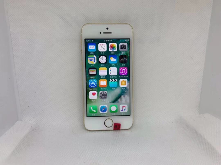 苹果5s     9新    颜色自选（黑...