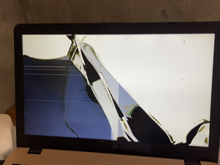 华硕FL8000U笔记本