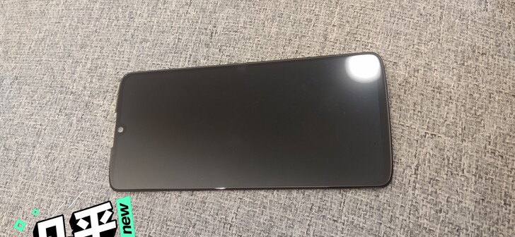 摩托罗拉z4屏幕总成 型号xt1980