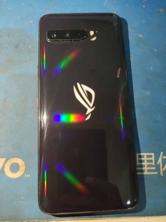 华硕rog3,12+128版本,865处理...