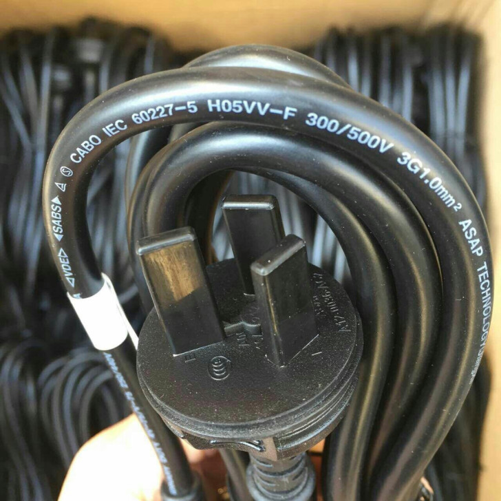 华为电脑原装电源线，国标无氧铜  1.8米...