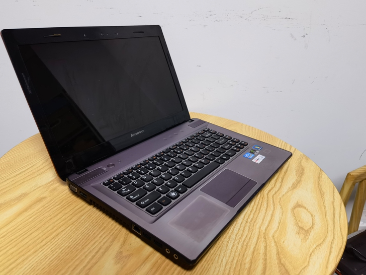 联想 Y471（i3独显）