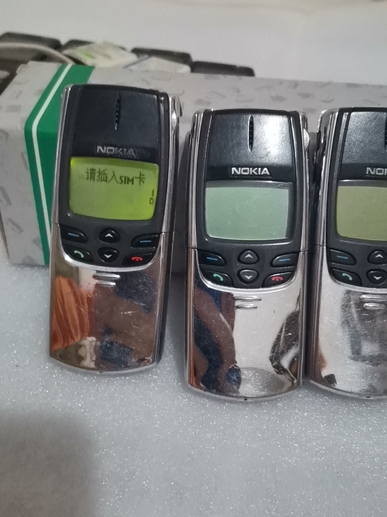 诺基亚8810