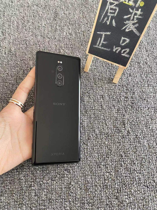 29 索尼xperia1 6+128G ...
