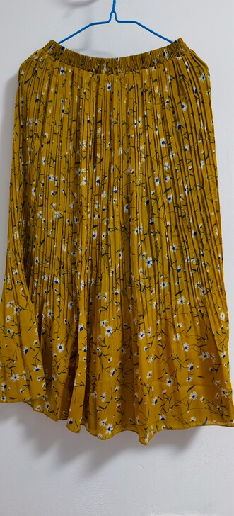 包邮全新夏款韩版黄色碎花半身裙百褶裙松紧腰...