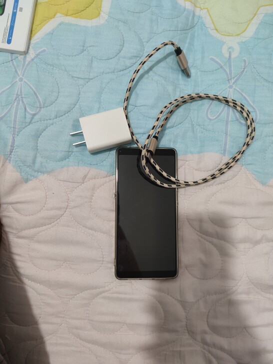 锤子坚果pro2手机，4+64