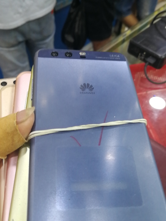 华为p10p，6+64G，12台