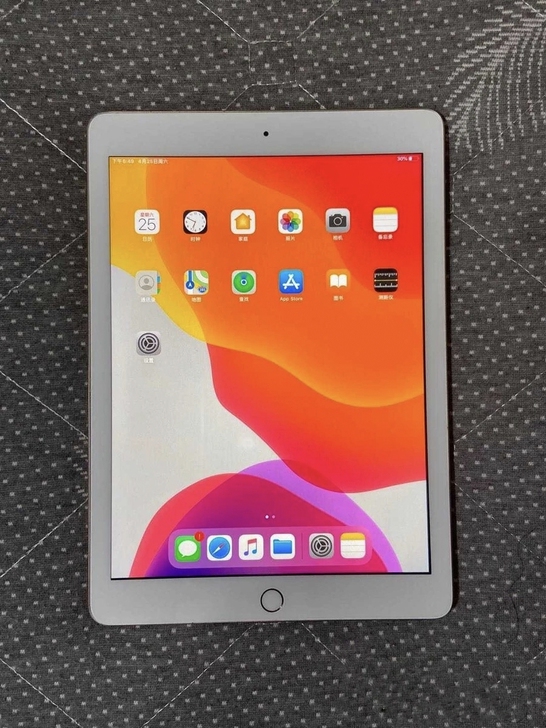 新到一批培训班特价iPad 2019款二手...