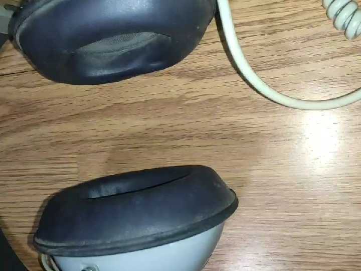 YAMAHA雅马哈老监听耳机