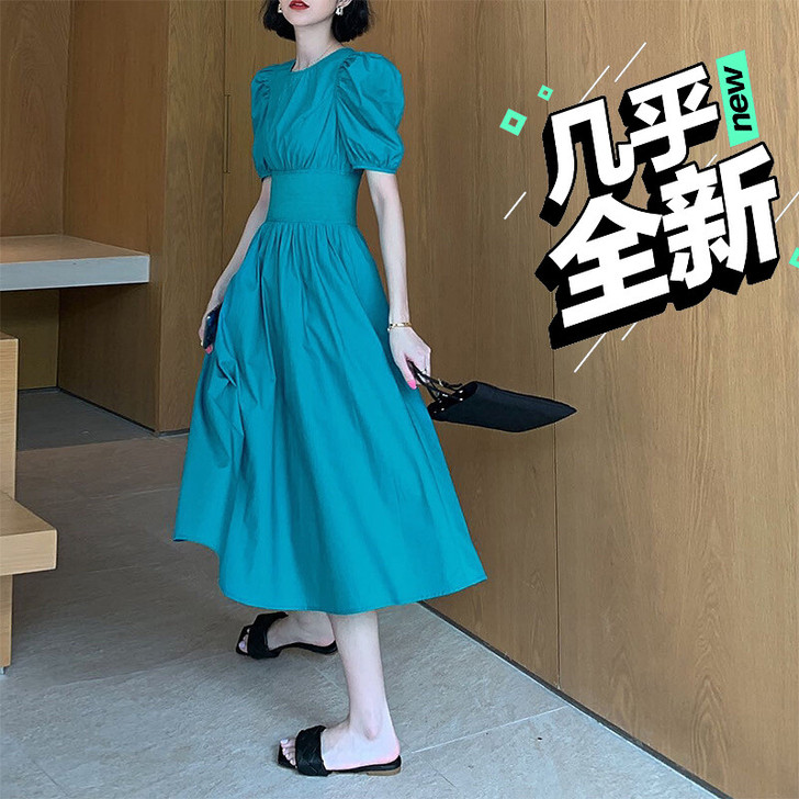 裙子摸上去非常舒服