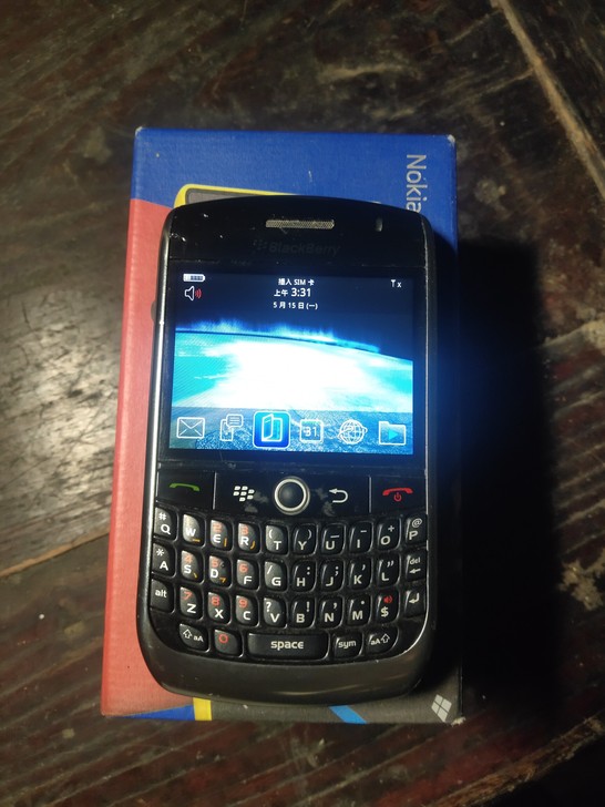 黑莓8910实物拍照原装 品牌：Black...