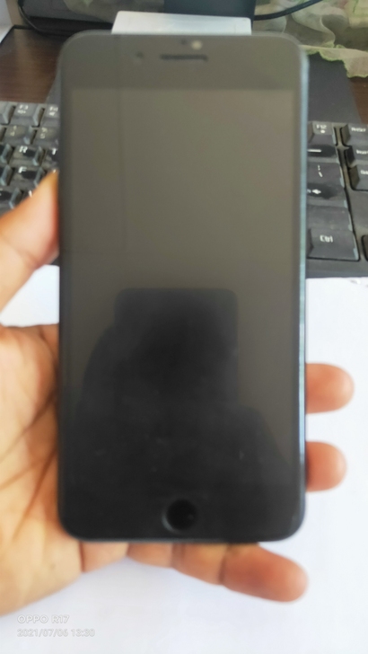 苹果7PLUS  美版128G  可以退I...