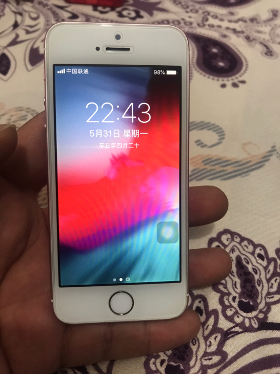 苹果5s ，自用国行1530 32G移动联...