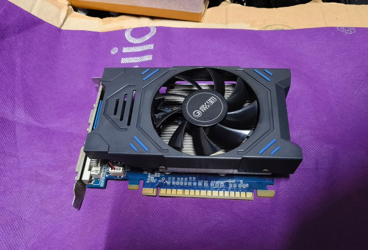 影驰gt730显卡 1g战将 功能正常,外...