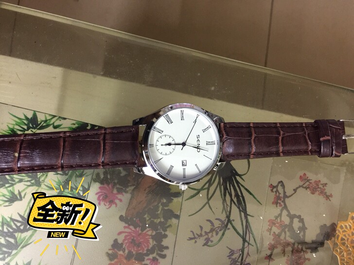 商场生意的几块手表，亏本理!防水防刮男女士...