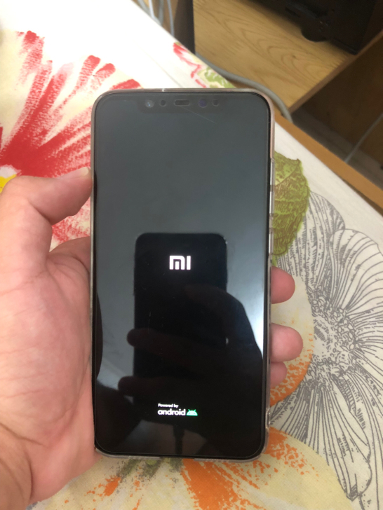 小米8 黑色8+128GB