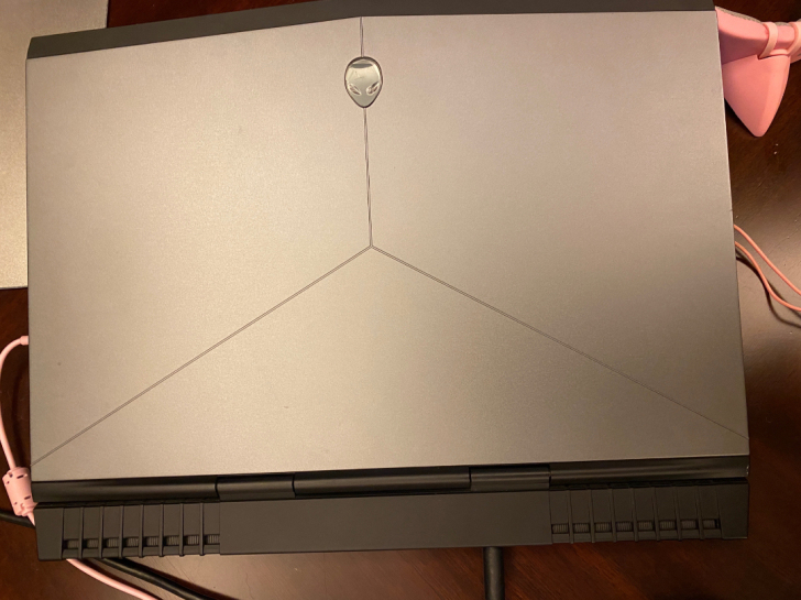 外星人笔记本 15寸轻薄型高端游戏本 成色...