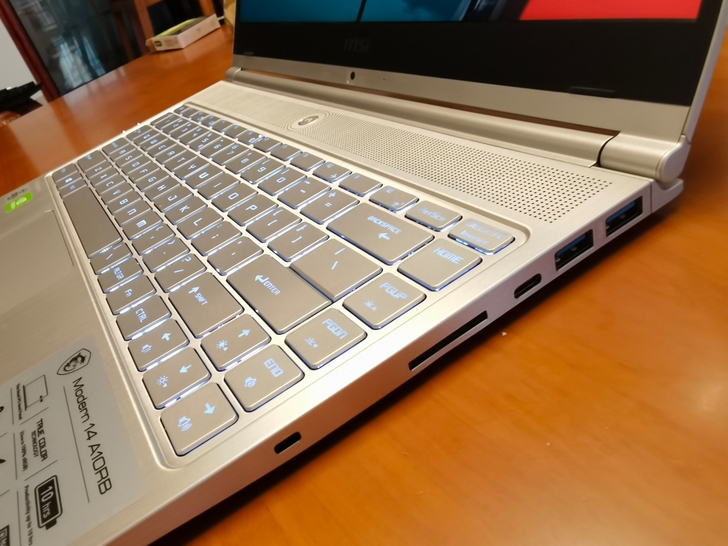 微星msi轻薄笔记本