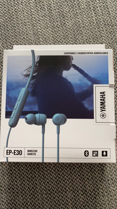 雅马哈耳机全新未拆封，喜欢的联系我吧