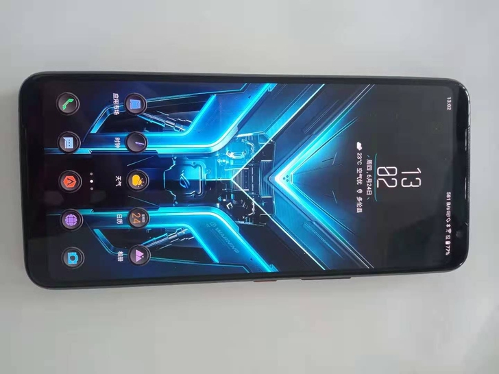 rog3经典版12+256G,送蓝牙耳机爽...