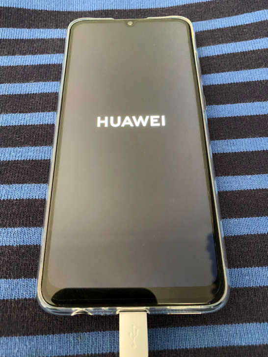 品牌型号 ：华为 畅享10e全网通版幻夜黑...