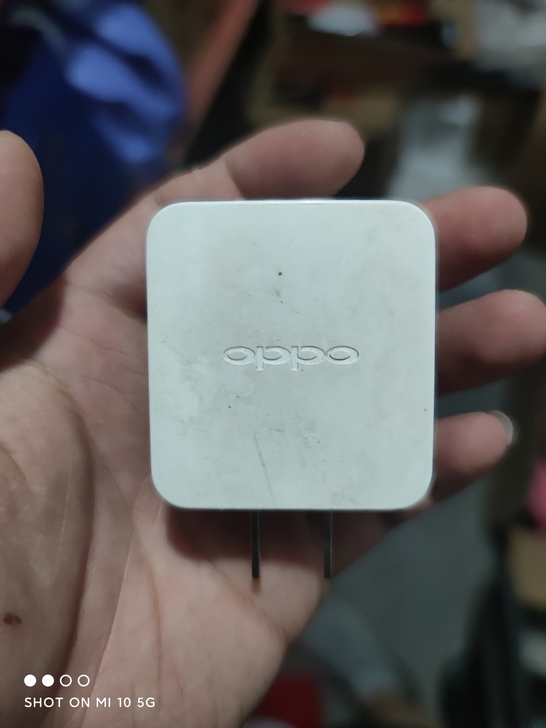 oppo手机原装充电头