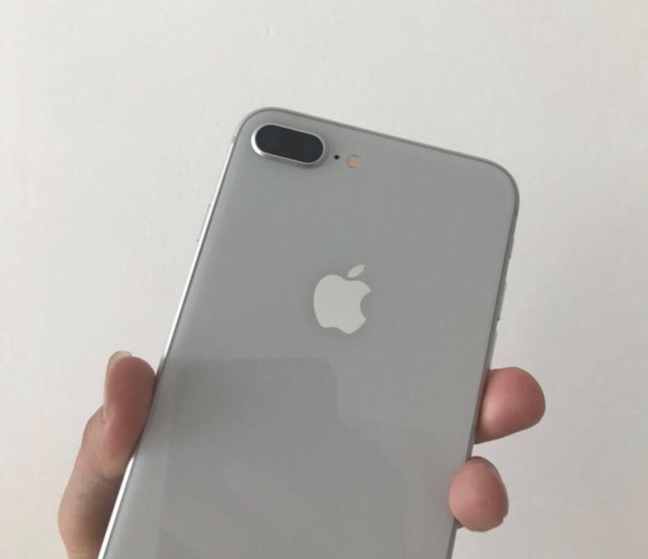 全原装功能都好，苹果8P iPhone 8...