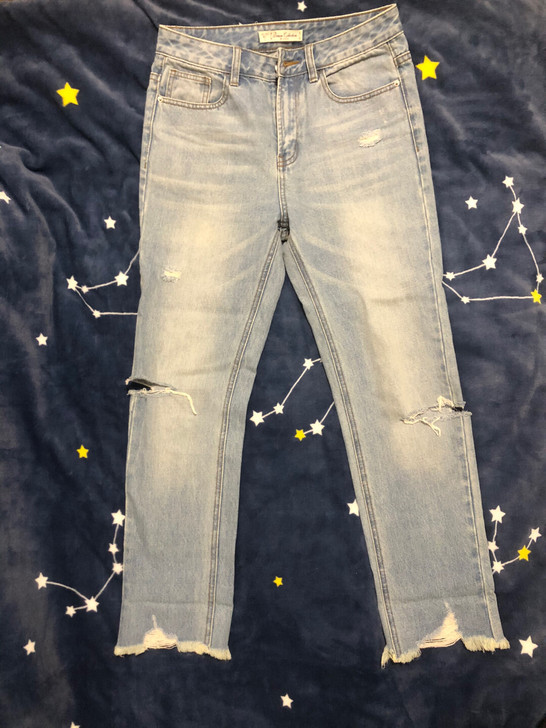 美特斯邦威女水洗破洞牛仔裤