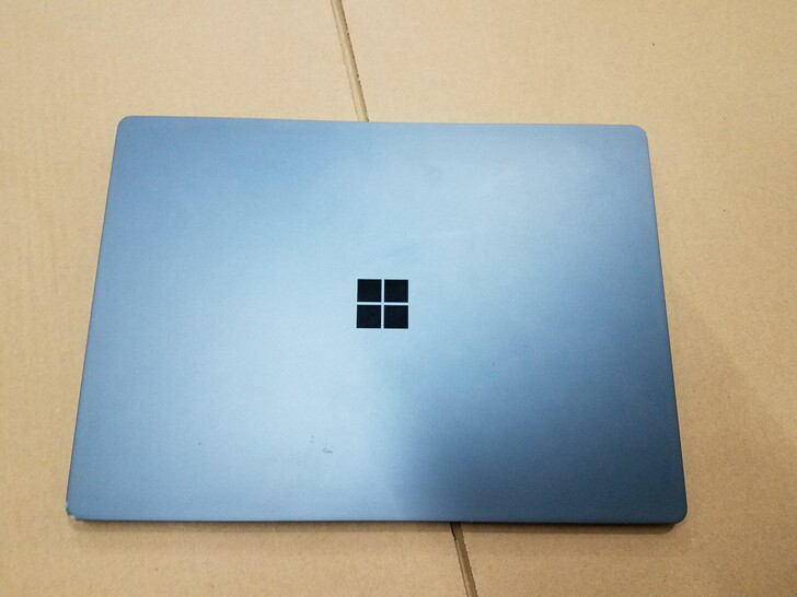 微软surface Laptop i5-8...